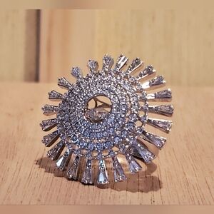 Swarovski Sparkling Dance Ring Round shape, White, Rhodium